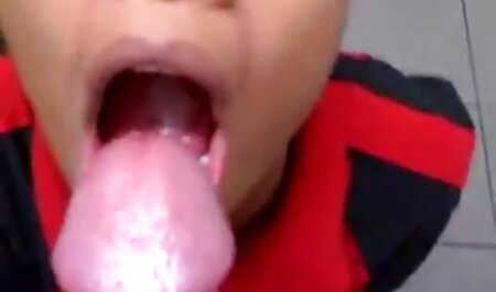 Lesbuk busty minnares first anal film likken kutjes op Eettafel